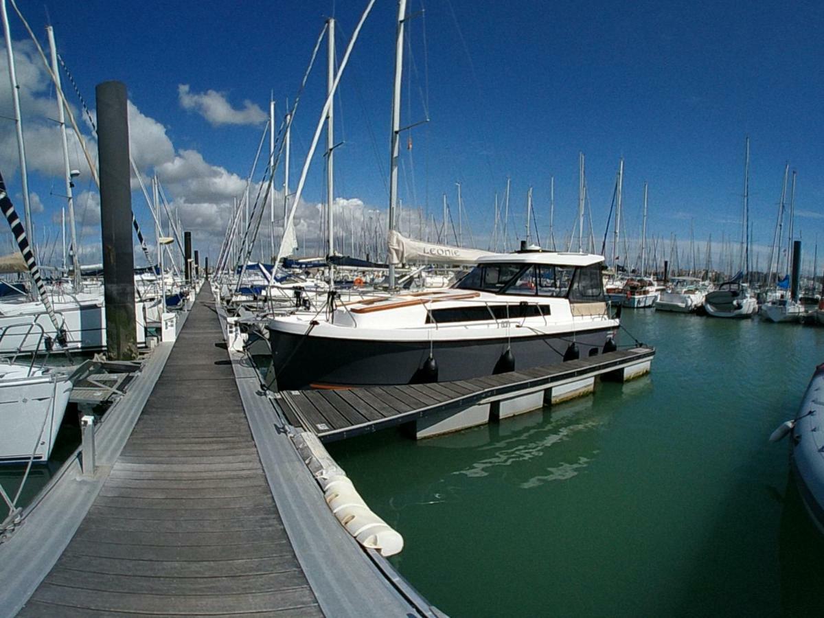 Hotel La Rochelle Sur L'Eau Exterior foto